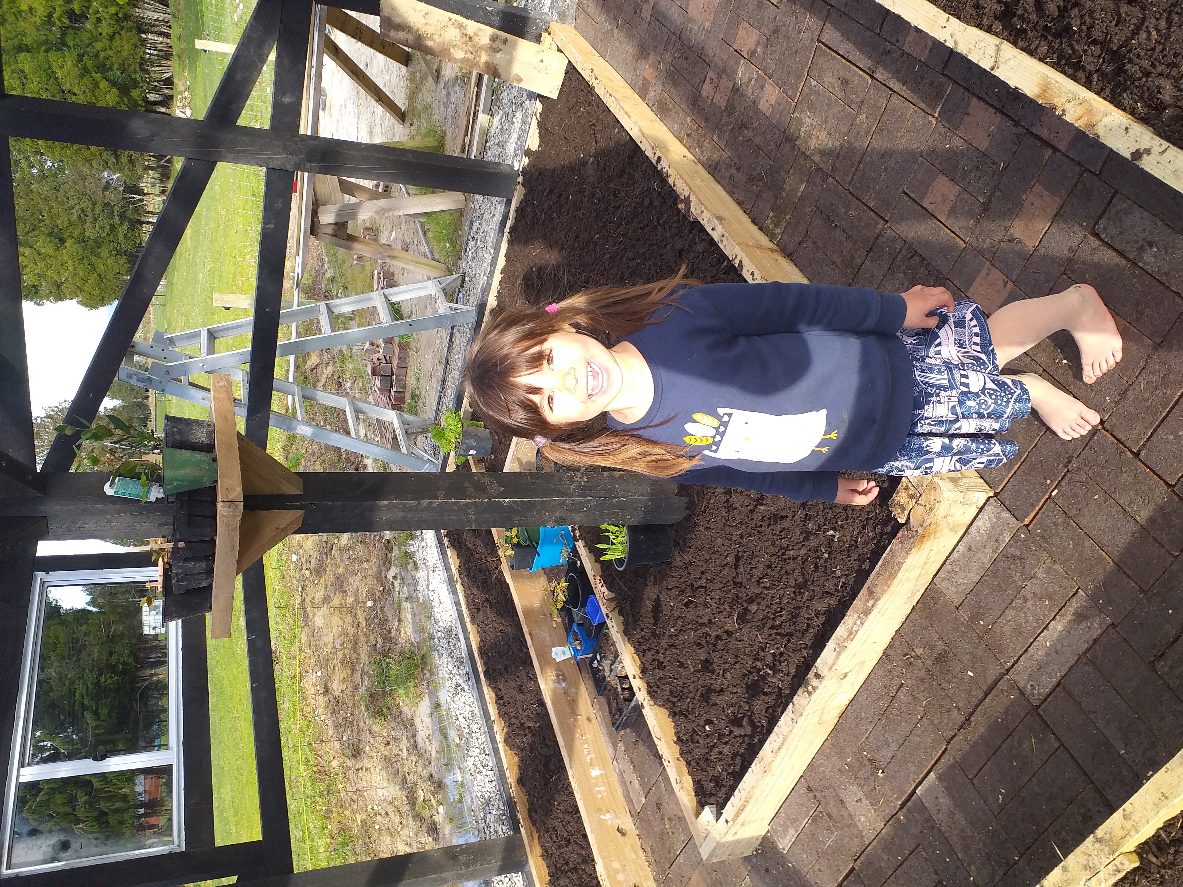 Building our new greenhouse